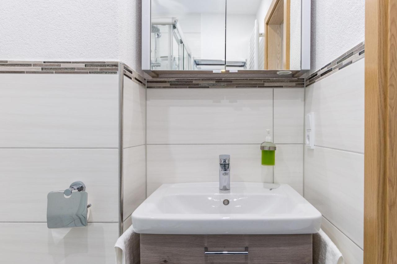Apartment Eastside Mit 3 Zimmern Fur Bis Zu 5 Personen Mit Balkon Friedrichshafen Exteriér fotografie