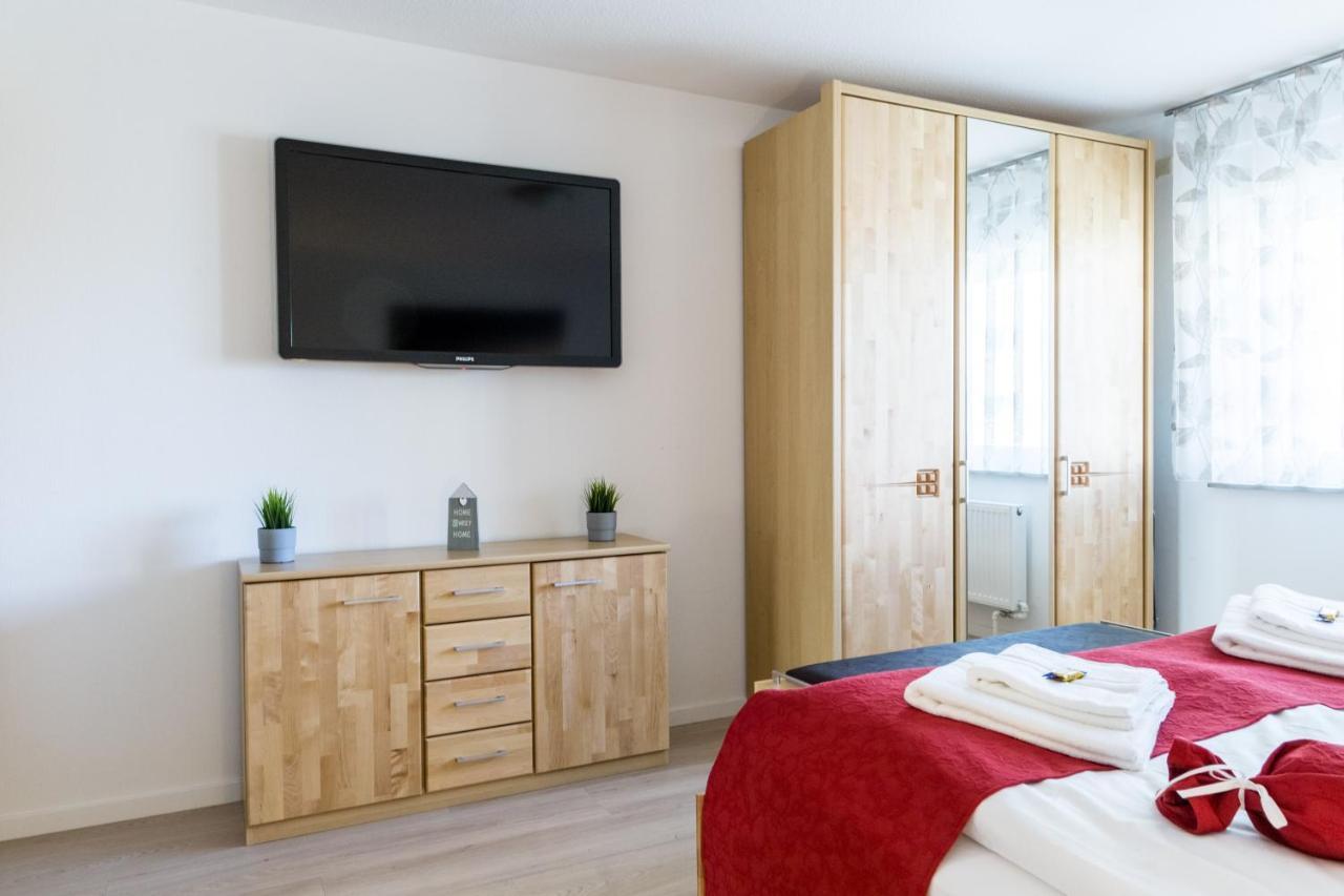 Apartment Eastside Mit 3 Zimmern Fur Bis Zu 5 Personen Mit Balkon Friedrichshafen Exteriér fotografie